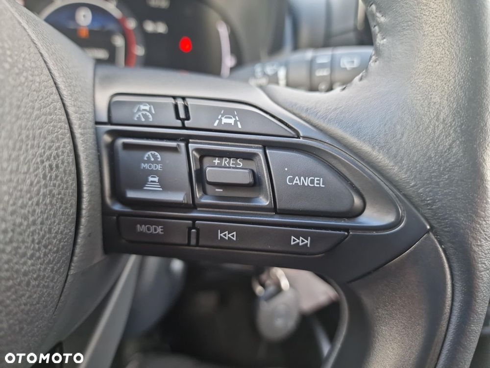 Toyota Yaris Hybrid 1.5 Style - 28