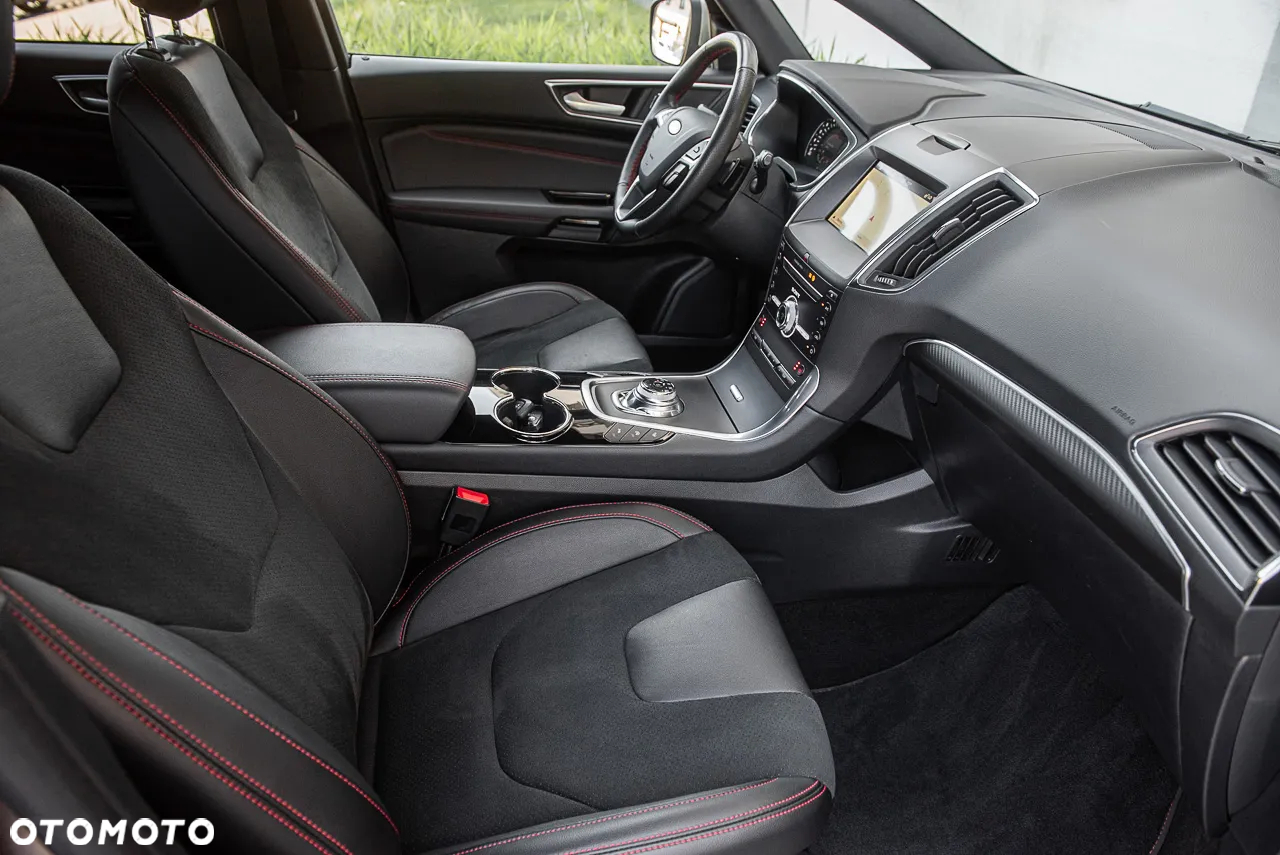 Ford S-Max 2.0 EcoBlue Bi-Turbo ST-LINE - 37