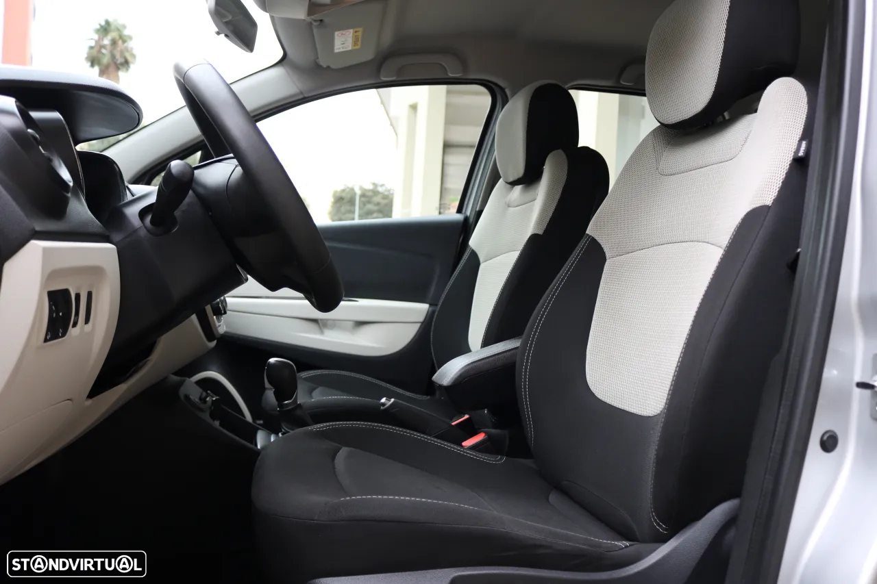 Renault Captur 1.5 dCi Exclusive EDC - 8