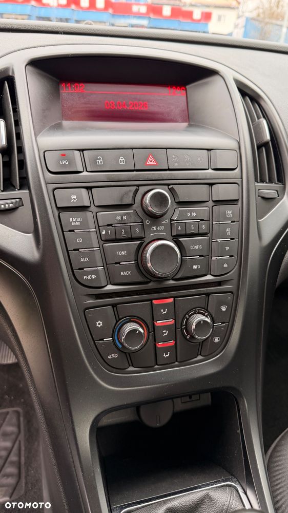 Opel Astra 1.4 T Cosmo - 9