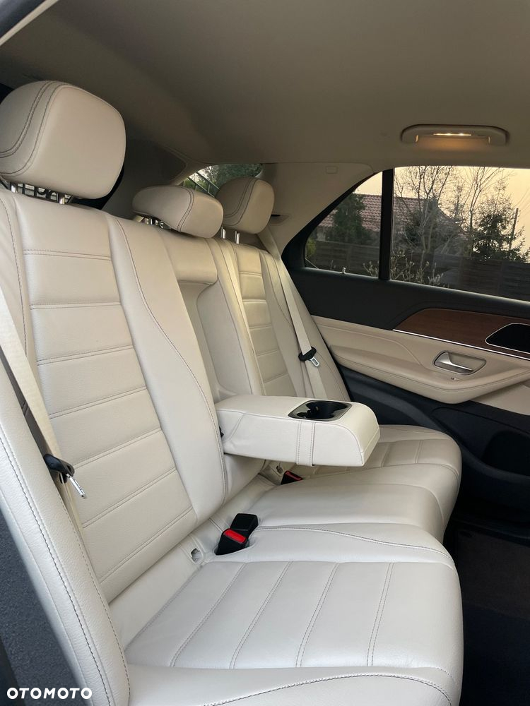Mercedes-Benz GLE 300 d 4-Matic - 13