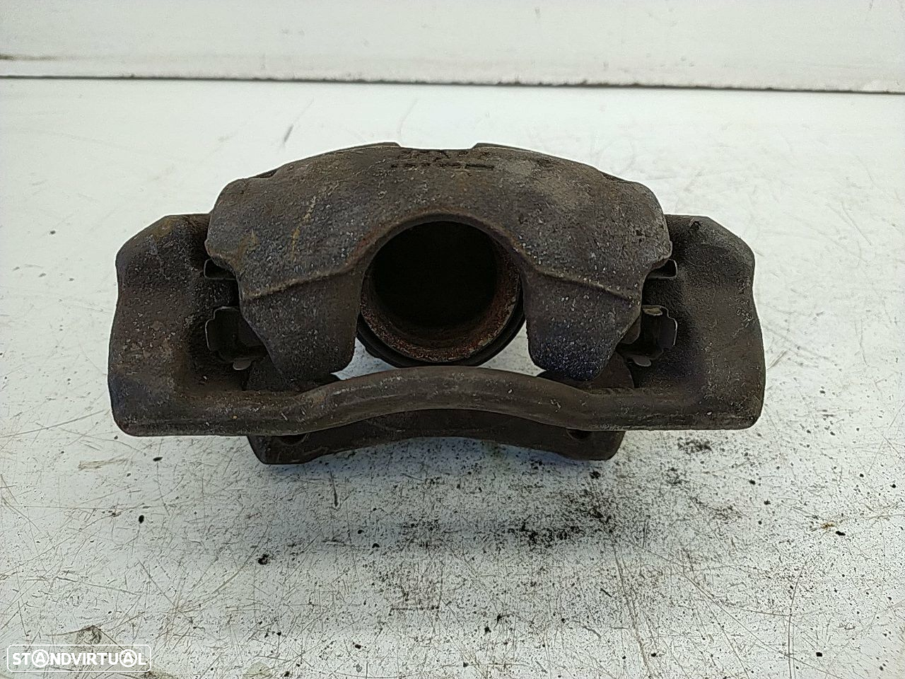 Pinça Frente Esquerda Renault Clio Iii (Br0/1, Cr0/1) - 2