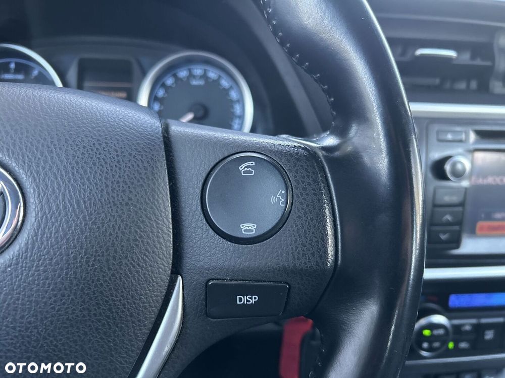 Toyota Auris 1.6 Premium Comfort - 15