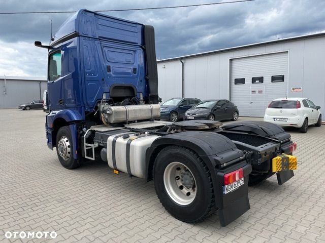 Mercedes-Benz Actros - 9