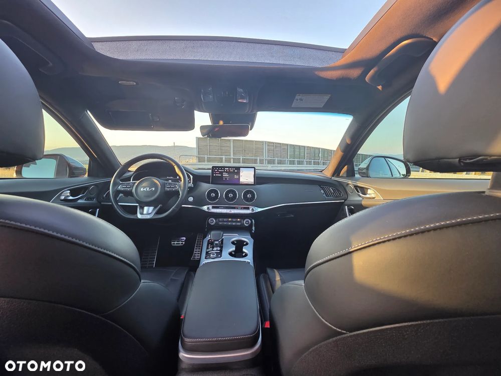 Kia Stinger 3.3 T-GDI V6 GT AWD - 7