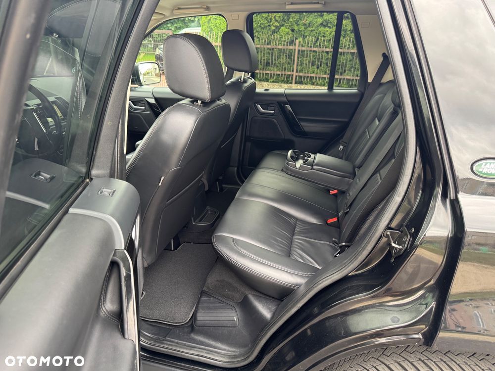Land Rover Freelander 2.2 sD4 Dynamic - 11