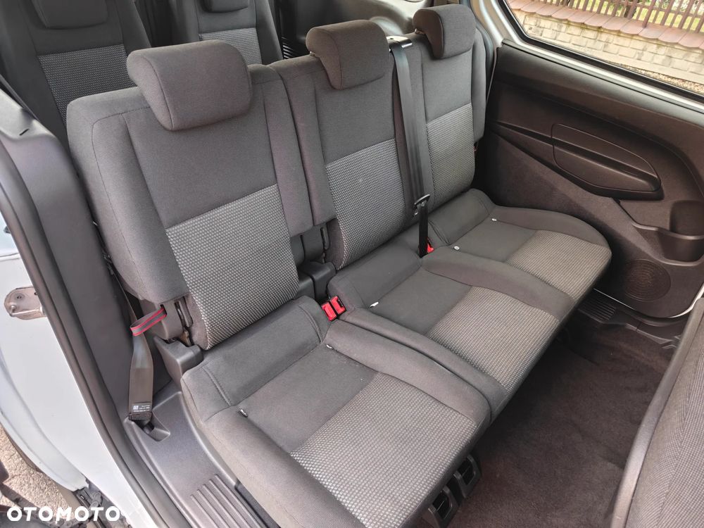 Ford Tourneo Connect Grand 1.5TDCi Ambiente - 32