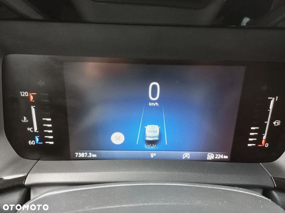 Ford Transit Courier - 29