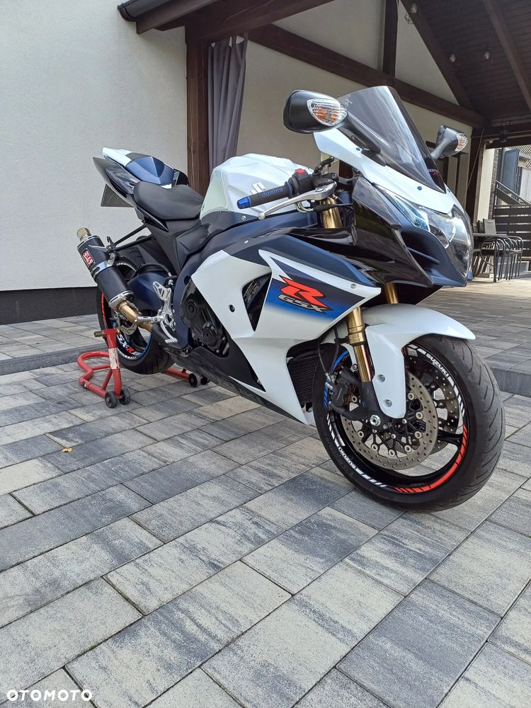 Suzuki GSX-R - 1
