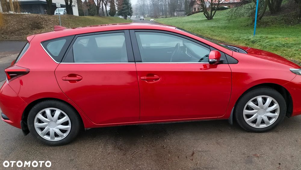 Toyota Auris 1.6 Comfort - 5