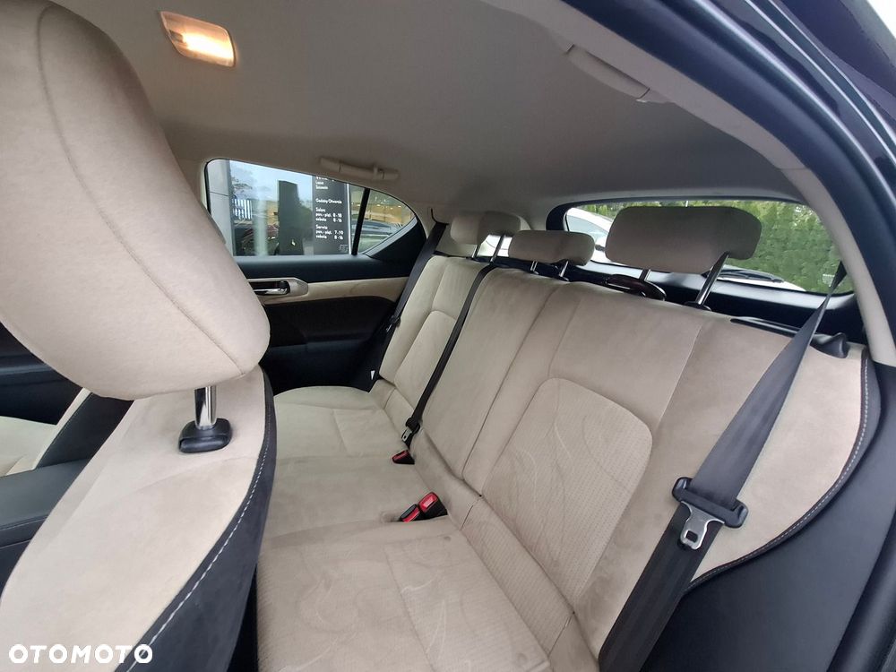 Lexus CT 200h Elite EU6 - 16