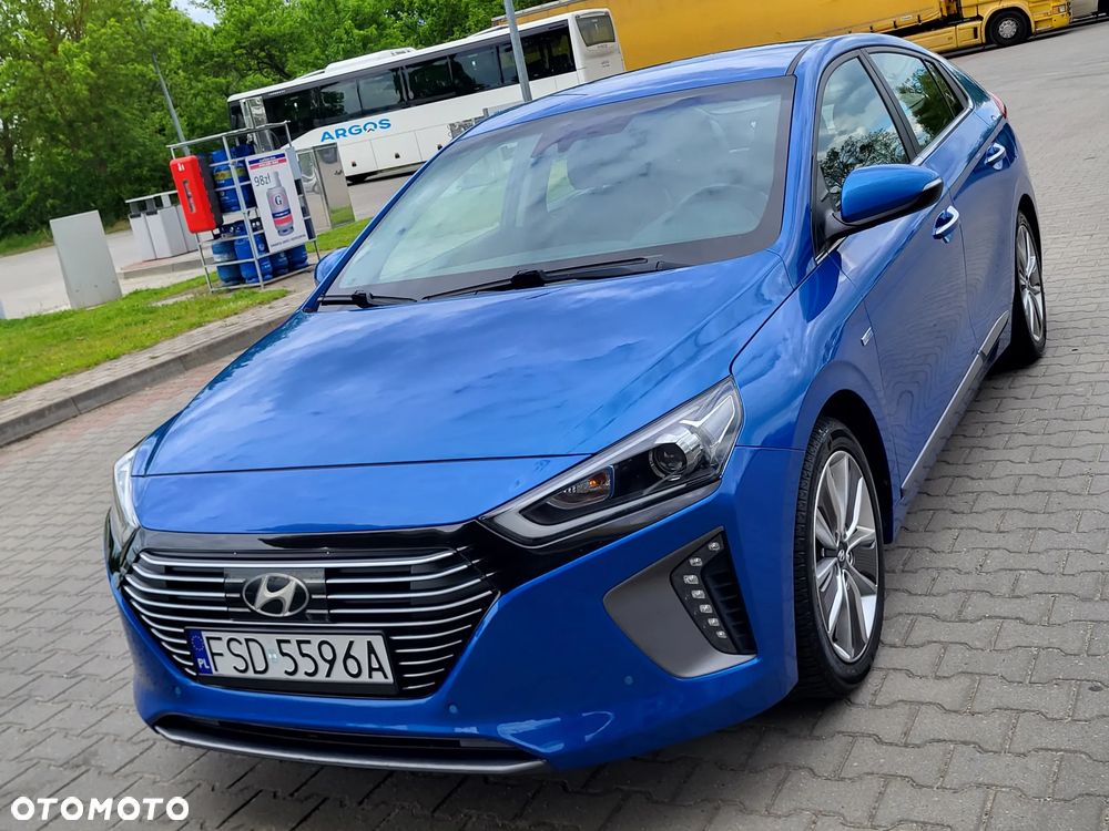 Hyundai IONIQ Hybrid Platinum - 14