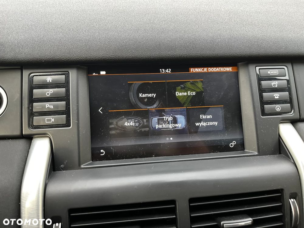 Land Rover Discovery Sport TD4 Sky View - 13