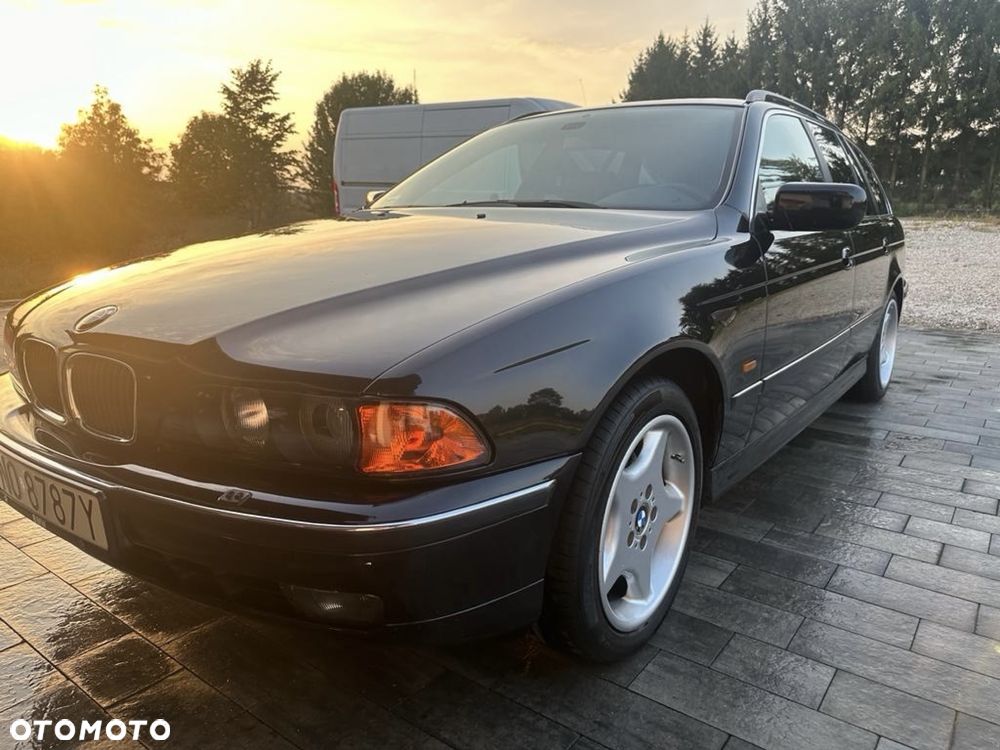 BMW Seria 5 - 1
