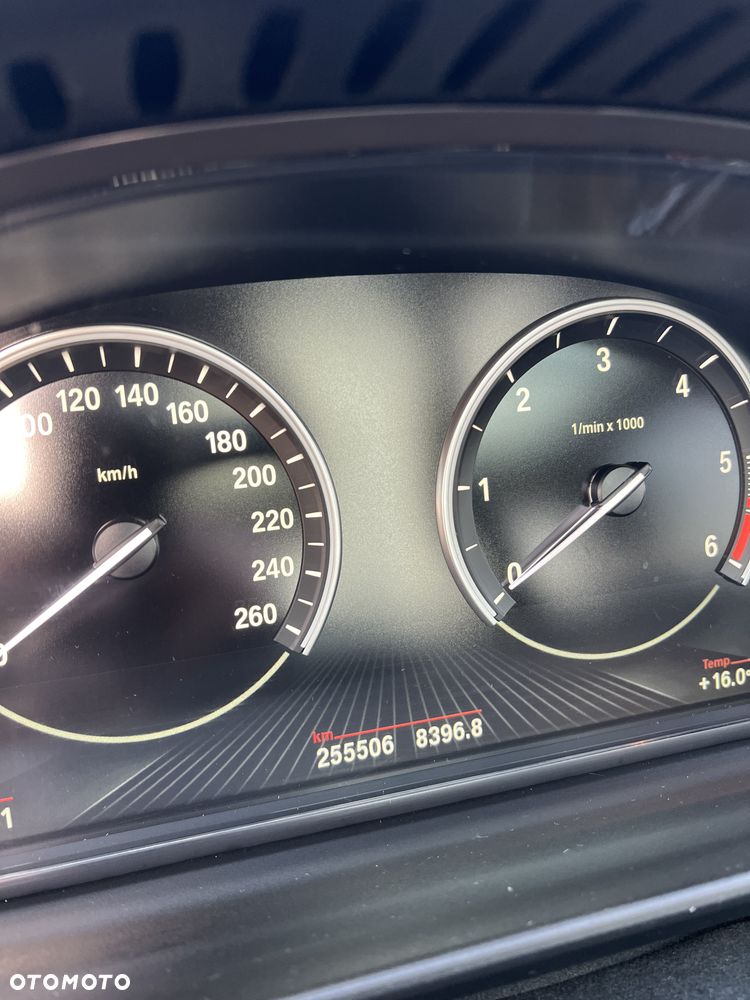 BMW Seria 5 520d - 18