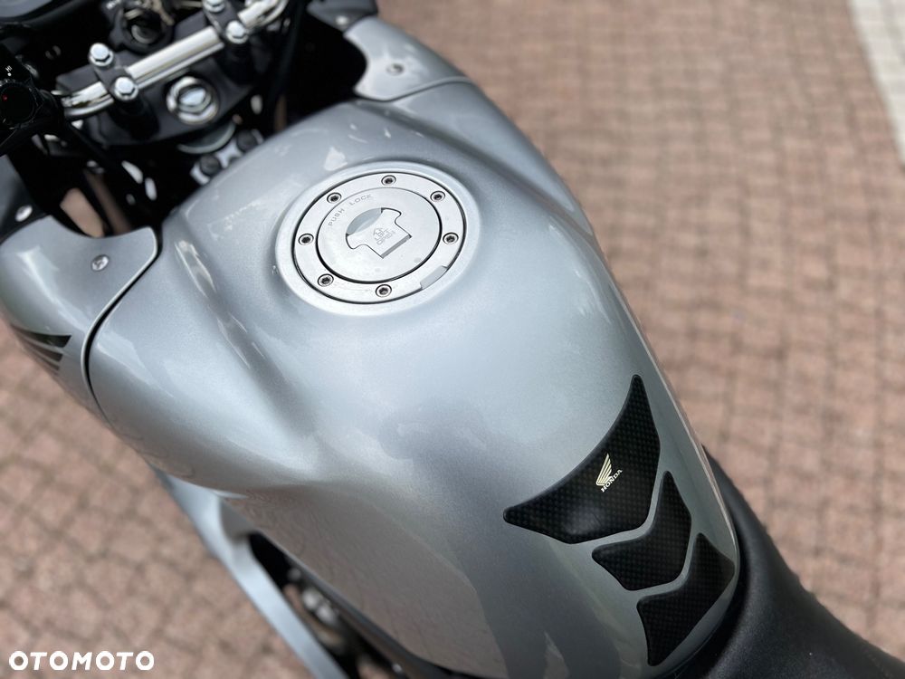 Honda CBF - 31