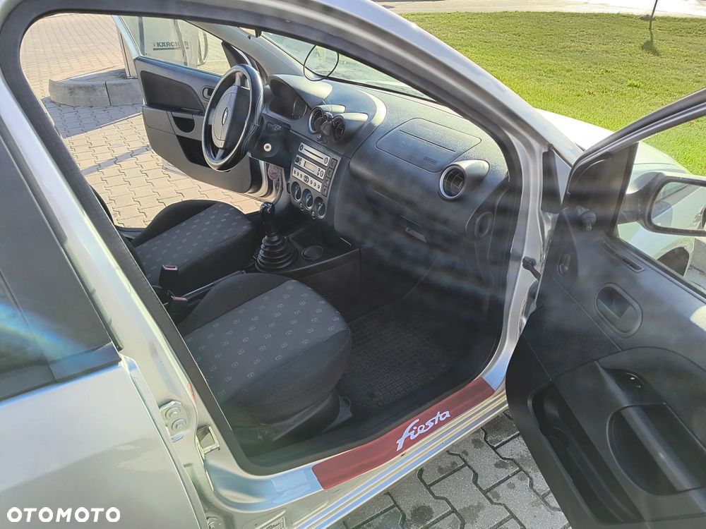 Ford Fiesta 1.3 - 3