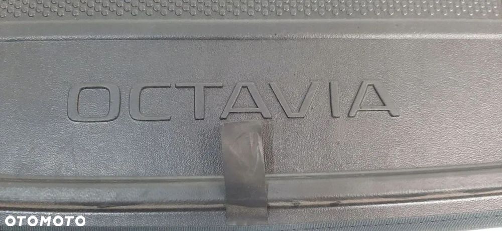 PODŁOGA WYKŁADZINA BAGAŻNIK SKODA OCTAVIA KOMBI 14 - 4