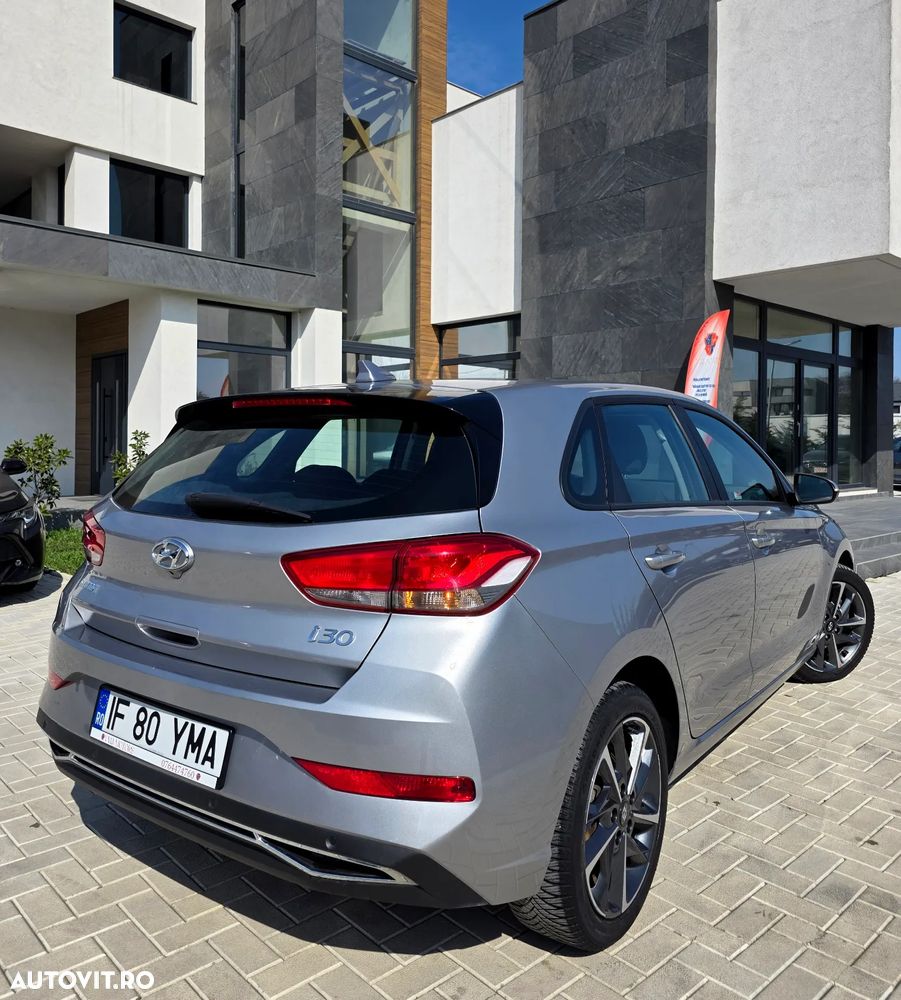 Hyundai i30 1.0 T-GDI 48V-Hybrid DCT Select - 8