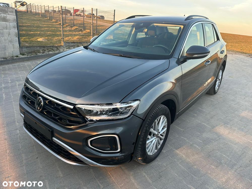 Volkswagen T-Roc - 3