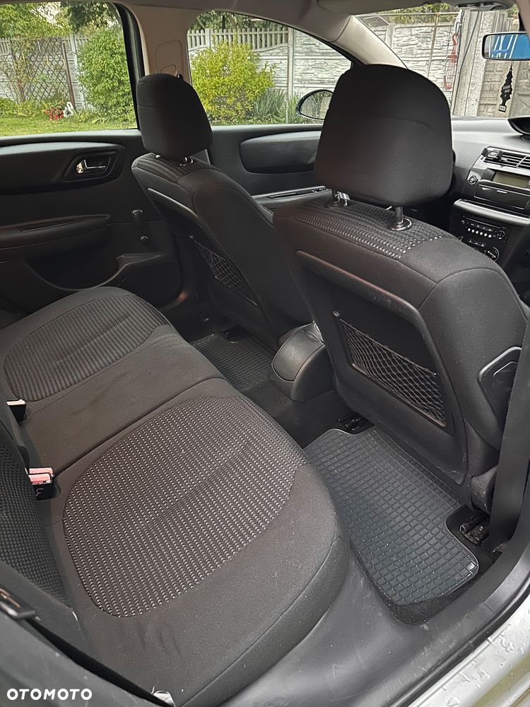 Citroën C4 1.6 HDi Impress - 18