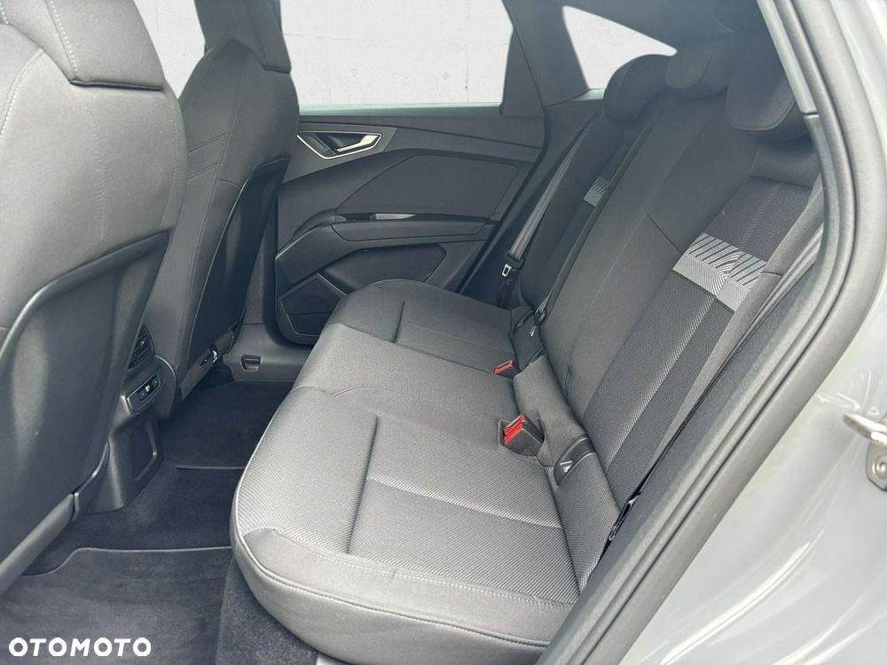Audi Q4 e-tron - 22