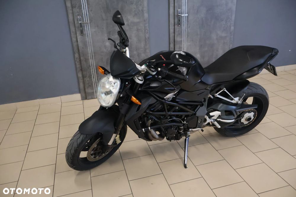 MV AGUSTA Brutale - 11