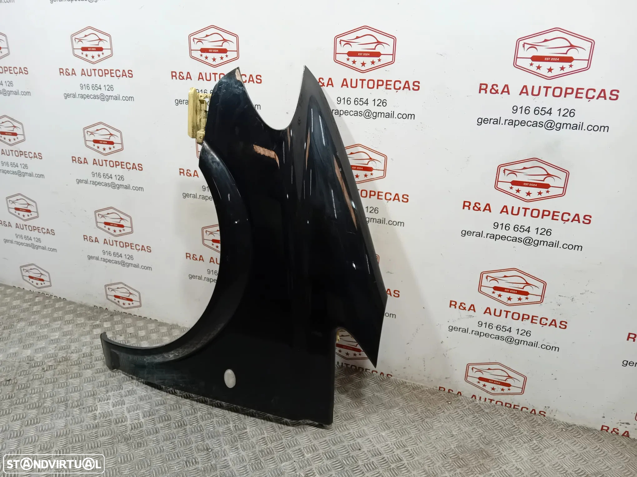 Guarda Lamas Esquerdo Mercedes Vito Viano W639 Original - 3