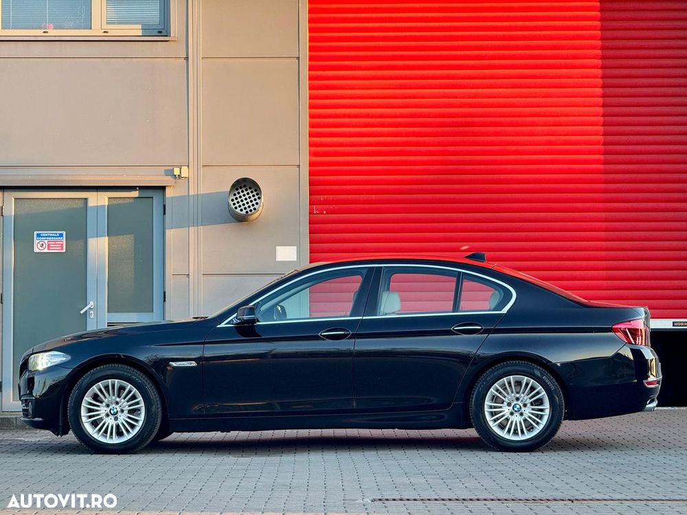 BMW Seria 5 520d Aut. Luxury Line - 17