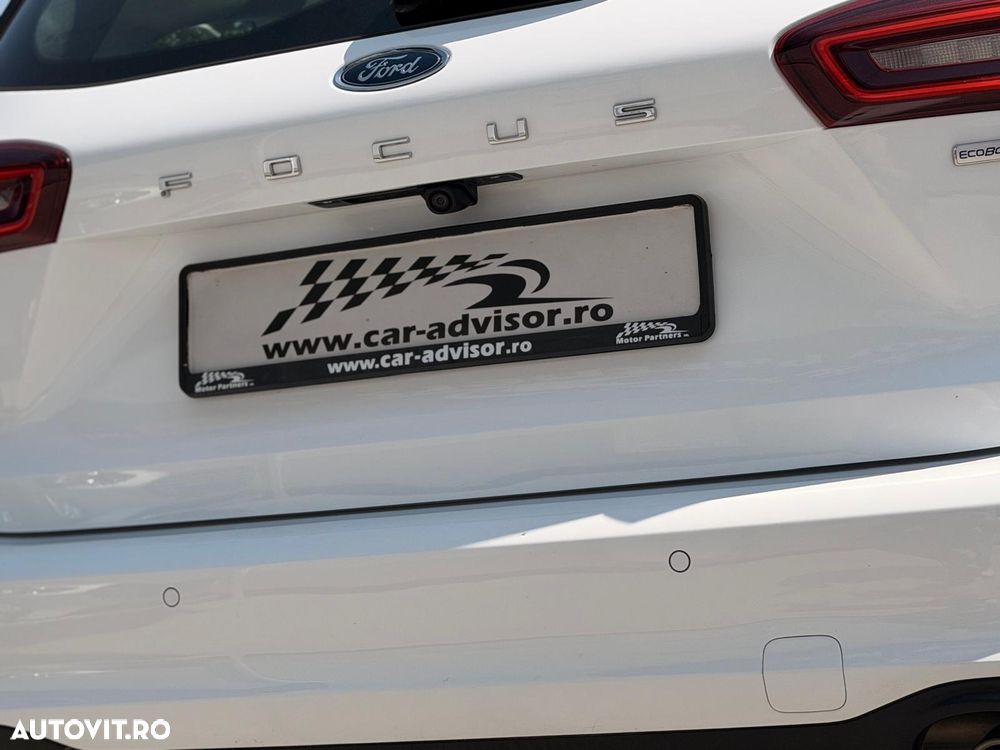 Ford Focus 1.0 EcoBoost MHEV Titanium X - 14