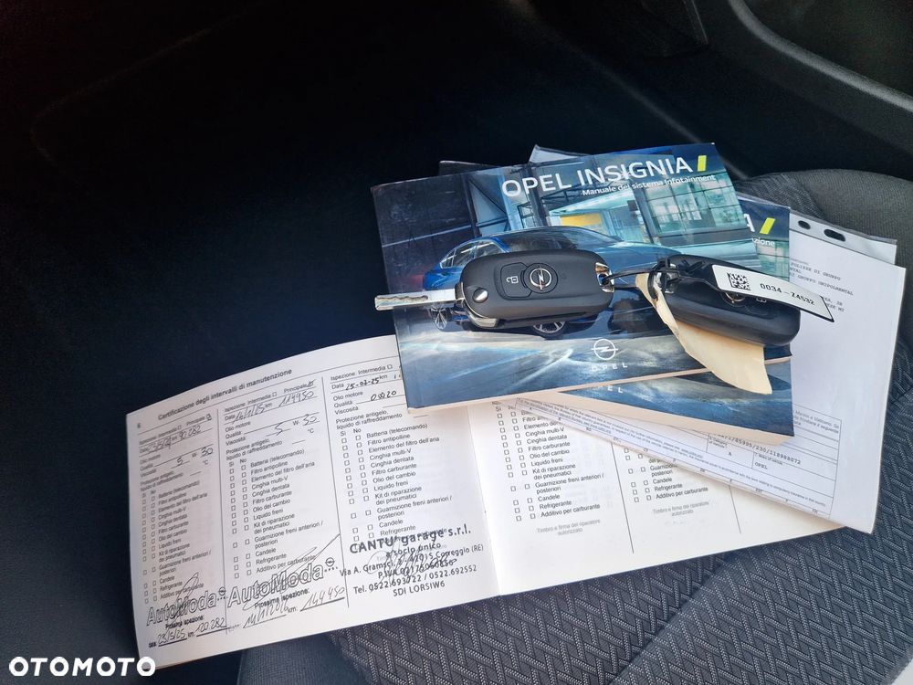 Opel Insignia 2.0 CDTI Elegance S&S - 22