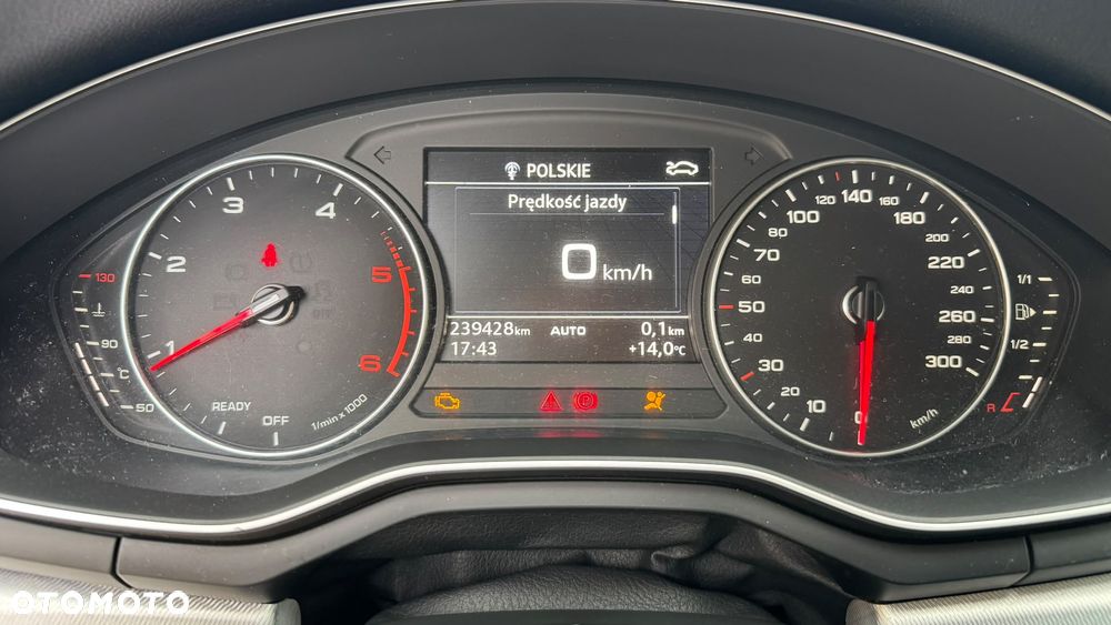 Audi A4 Avant 2.0 TDI Design - 23