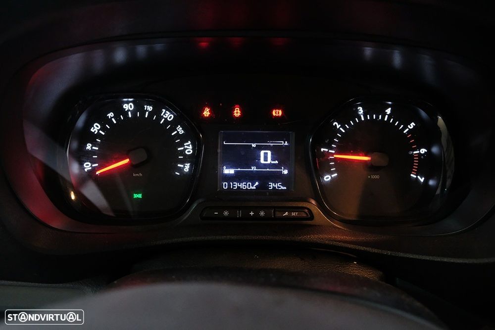 Peugeot Expert 1.6 BlueHDi L2H1 - 19