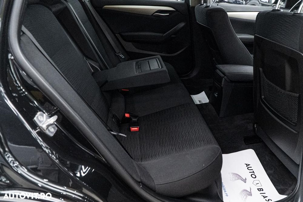 BMW X1 xDrive18d Aut. Sport Line - 9