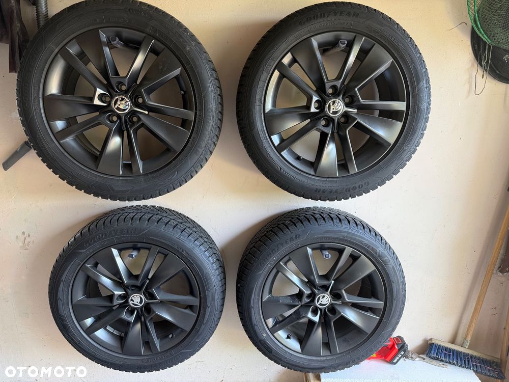 Skoda Karoq 1.5 TSI ACT GPF 4x2 Style DSG - 23