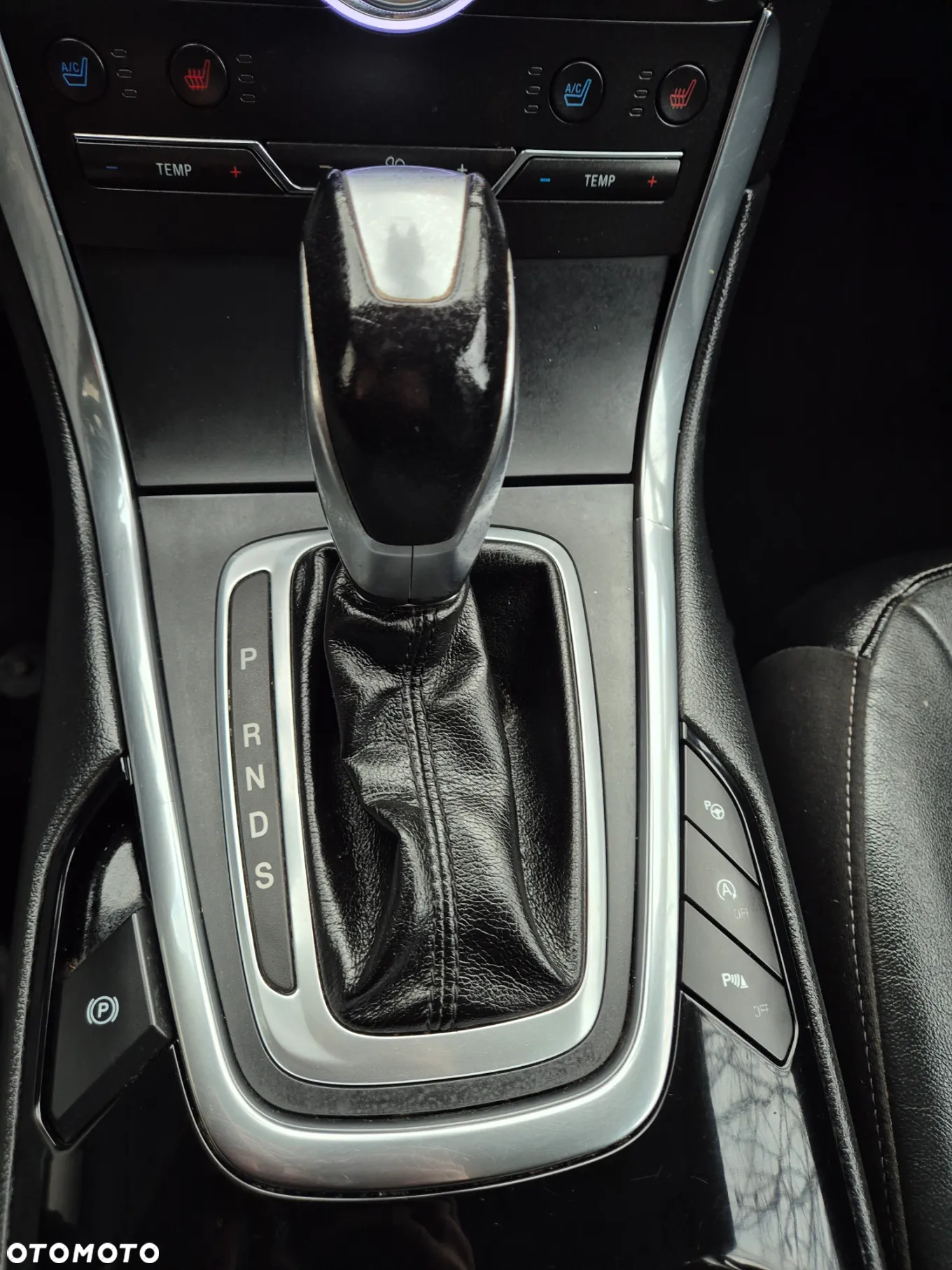 Ford Galaxy 2.0 TDCi 4WD Titanium PowerShift - 12