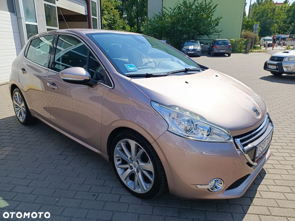 Peugeot 208 1.6 VTi Allure - 11