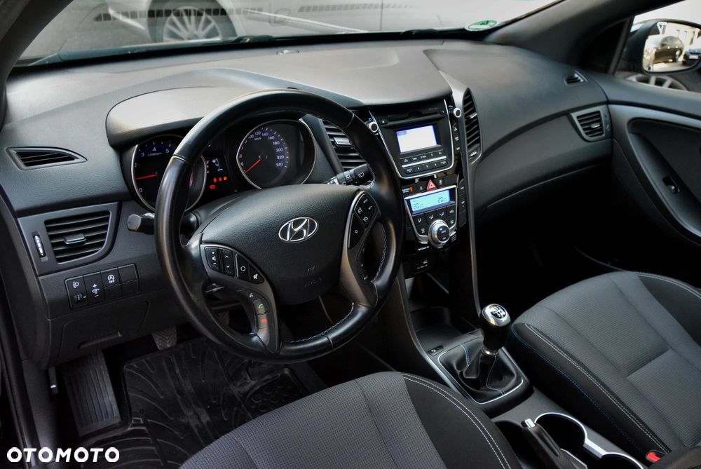 Hyundai i30 1.6 GDI BlueDrive Go - 15