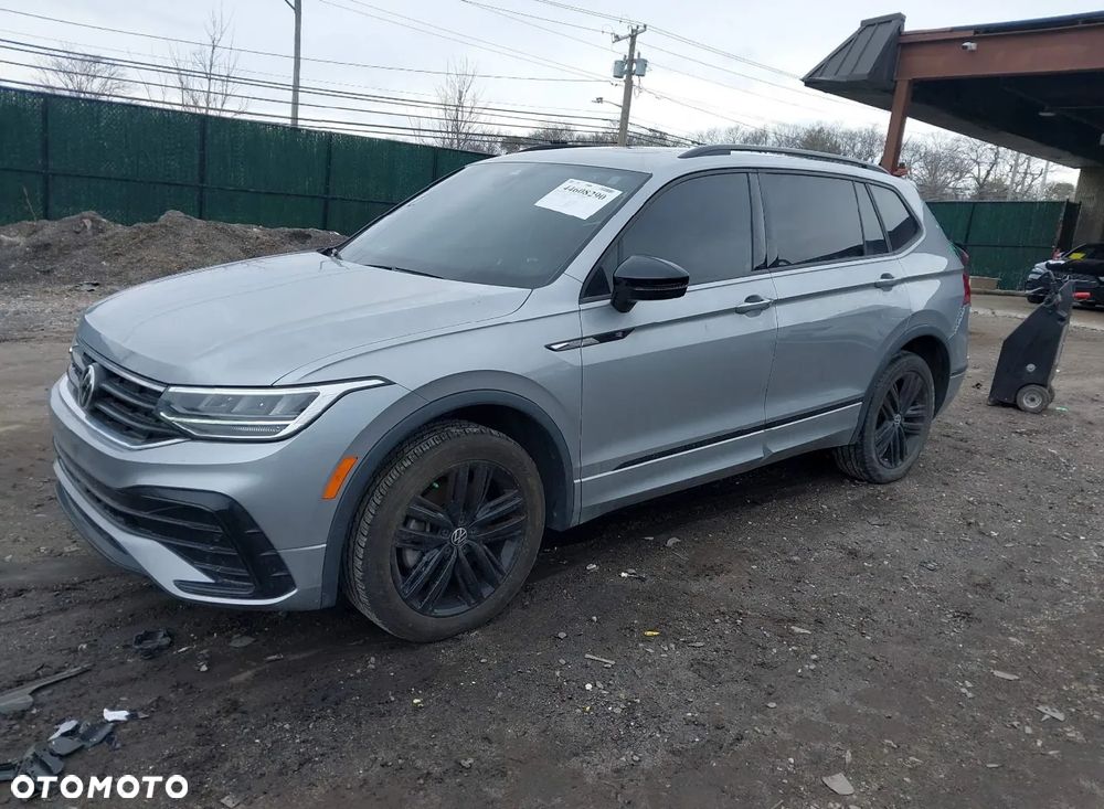 Volkswagen Tiguan - 3