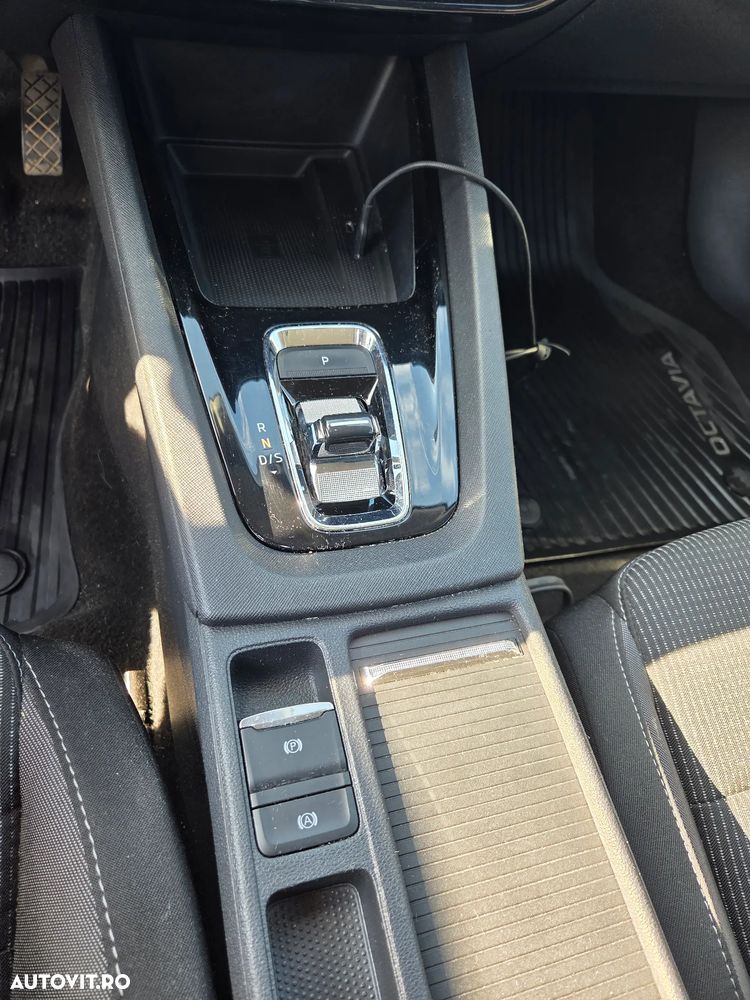Skoda Octavia 2021 photo 5