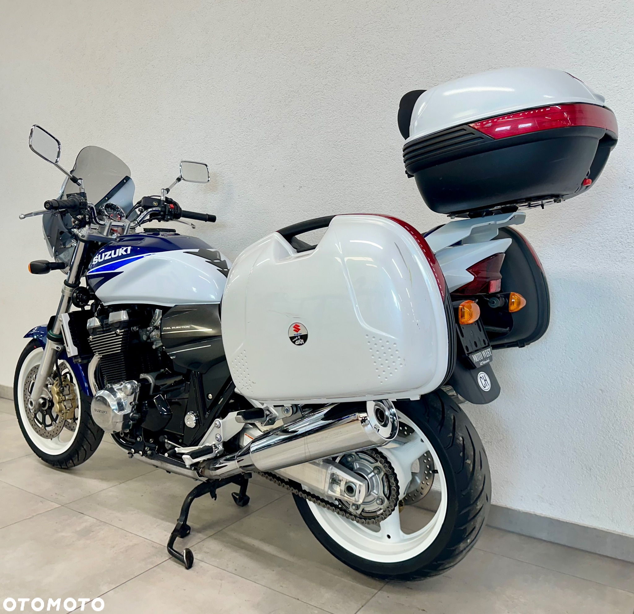 Suzuki GSX - 3