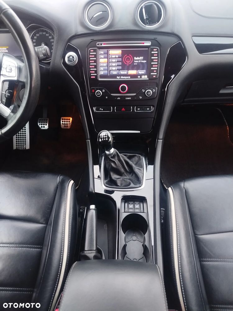 Ford Mondeo - 9