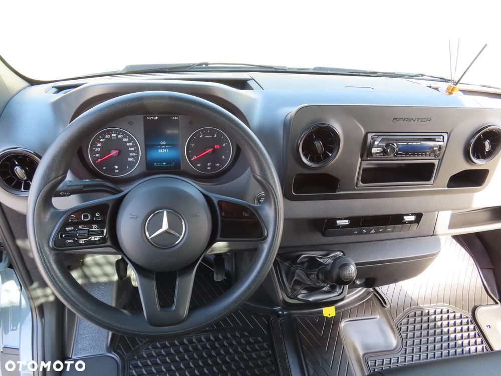 Mercedes-Benz Sprinter 519 CDI 190 KM Skrzynia Otwarta 4313 mm Długa 8.E.Palet Rozstaw Osi 4325 mm DMC 3500 Kg Ładowność 926 Kg WZMACNIANY HAK 3500 Stan Jak Nowy POLECAM - 37