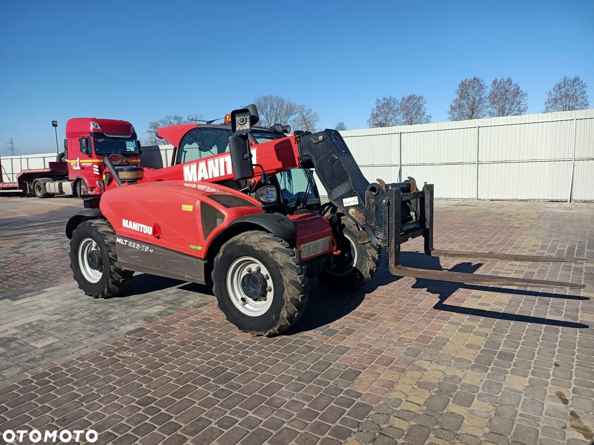Manitou MLT 625 - 1