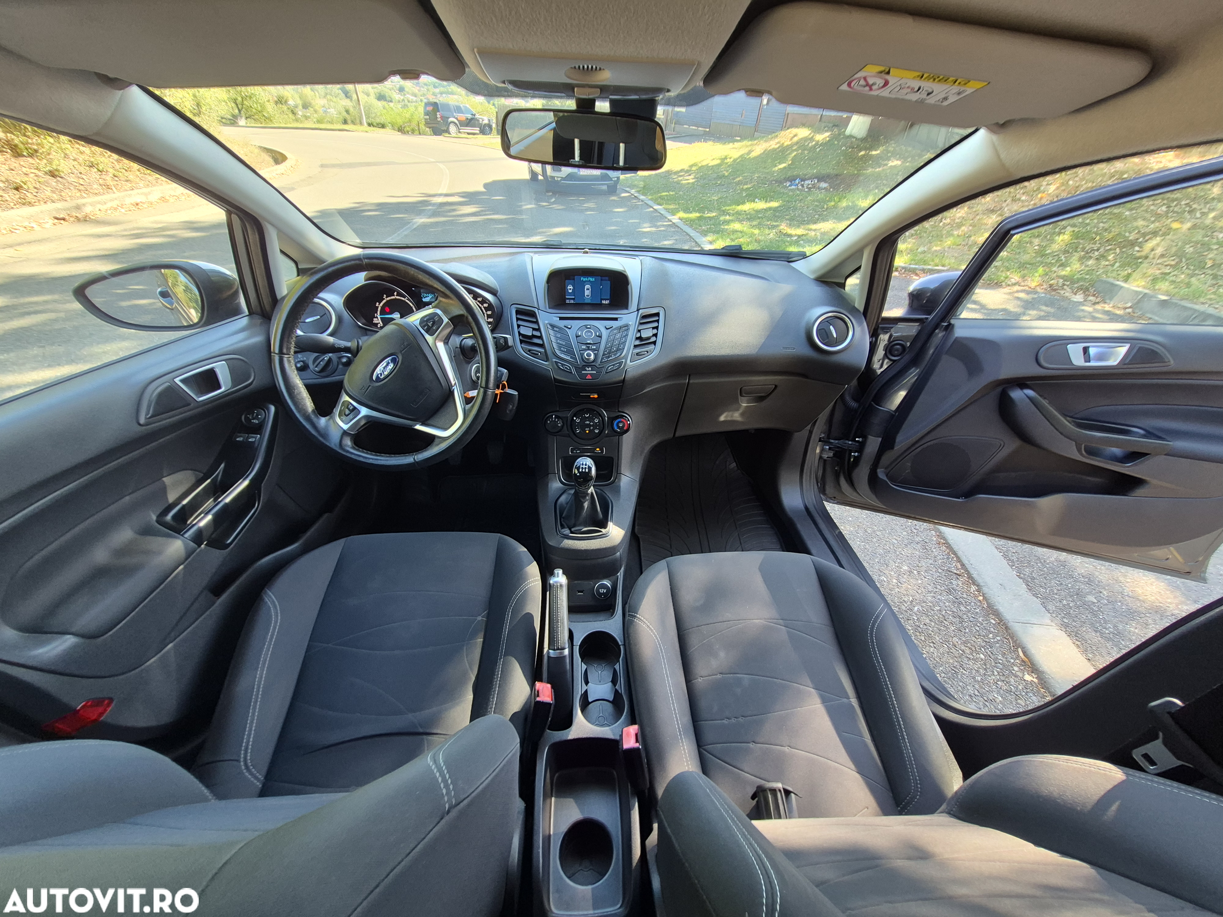 Ford Fiesta 1.0 EcoBoost S&S TITANIUM - 13