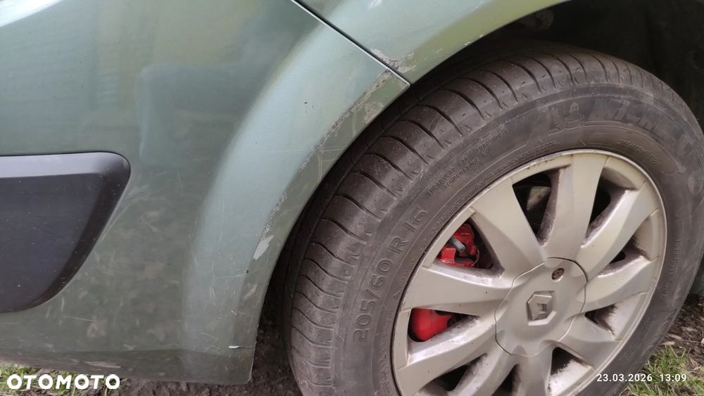 Renault Grand Scenic - 10