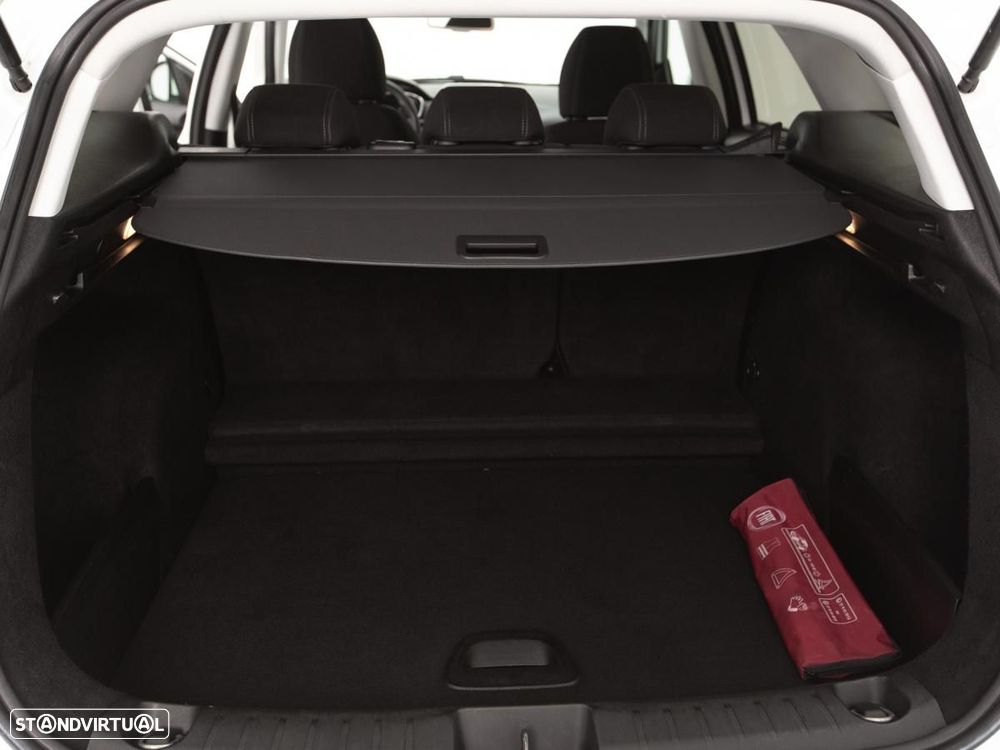 Fiat Tipo Station Wagon 1.3 M-Jet Lounge - 12