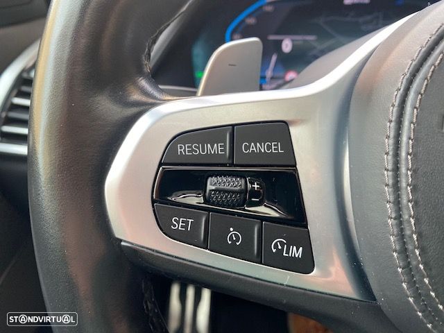 BMW X5 45 e xDrive Pack M - 41