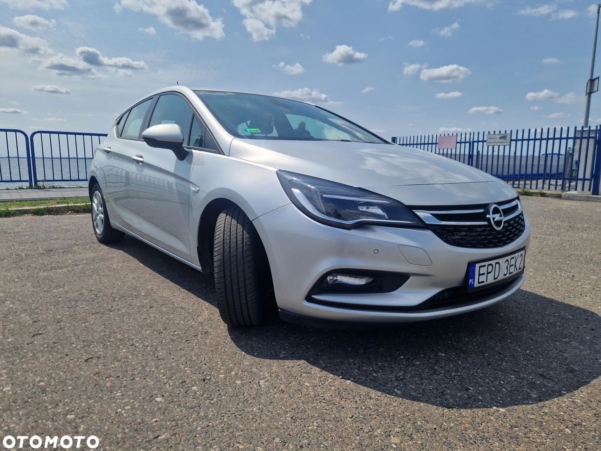 Opel Astra V 1.4 T Dynamic - 1