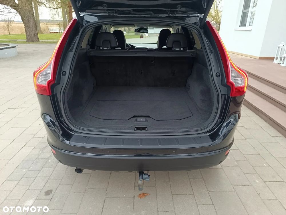 Volvo XC 60 D4 Geartronic Momentum - 37
